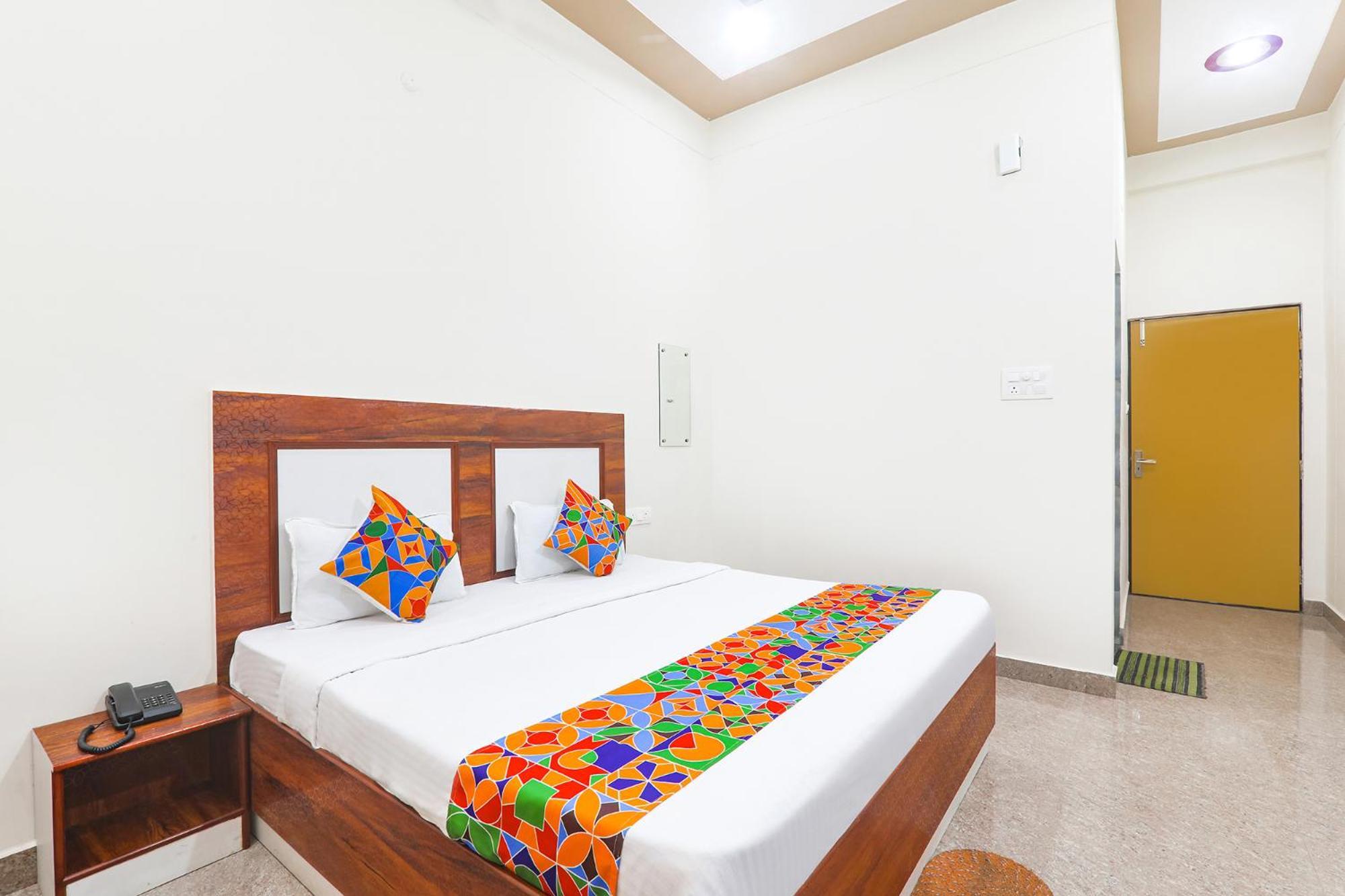 Fabhotel Shree Venkatesh Nileyam Ayodhya المظهر الخارجي الصورة